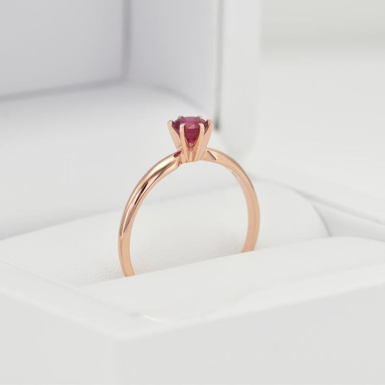 Zlatý prsten s rubínem Aapti 15223