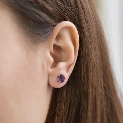 Zlaté náušnice s oválnými ametysty Qati