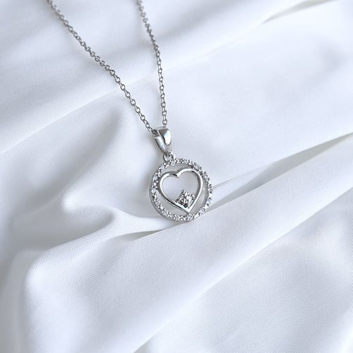 Romantický přívěsek s diamanty Karoline