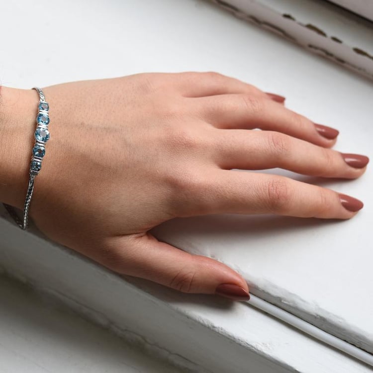 Náramek ze stříbra 39805