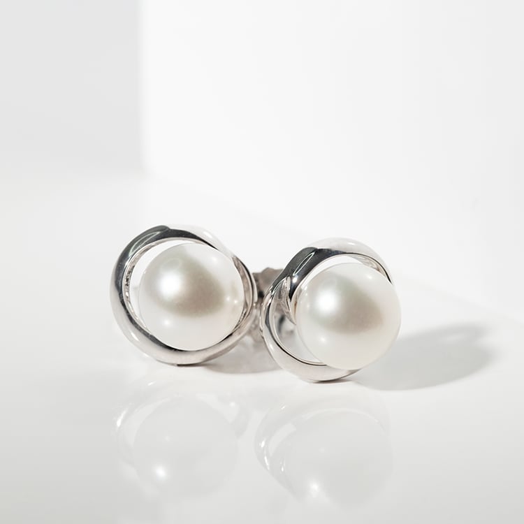 Stříbrné perlové náušnice Lucas 114786