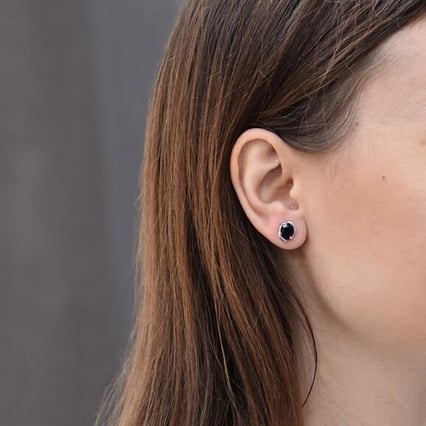 Stříbrné safírové náušnice Vedast