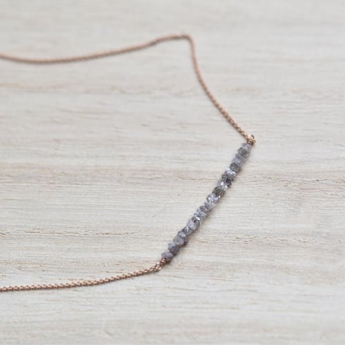 Zlatý choker s růžovými nebroušenými diamanty Wandalee