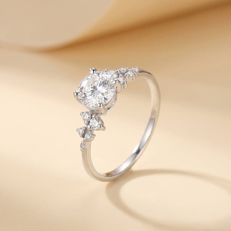 Zásnubní prsten s výběrem písmene a diamanty Olha 167503