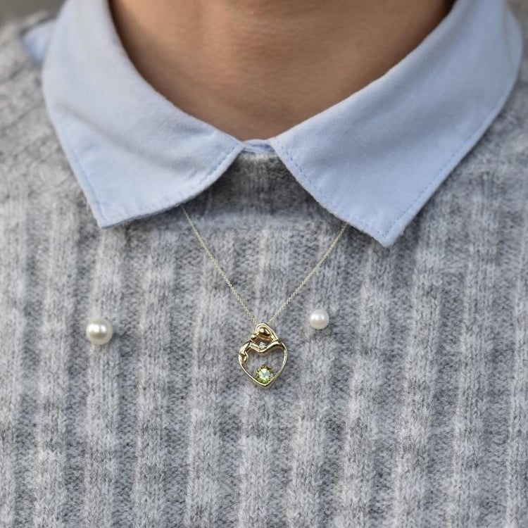 Zlatý přívěsek matka a dítě 27010