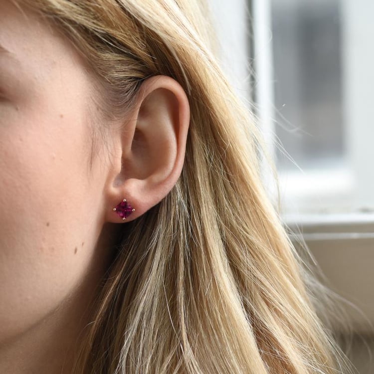Zlaté rubínové náušnice 50404