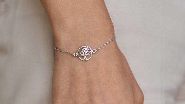 Symbolika šperků: strom života