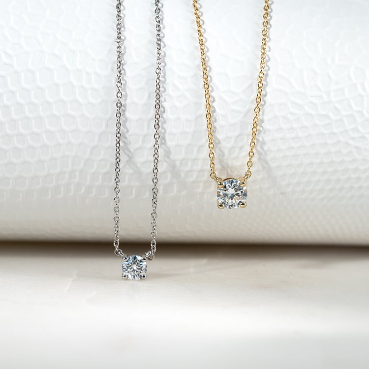 Zlatý náhrdelník s 0.50ct IGI certifikovaným lab-grown diamantem Sandra 131480