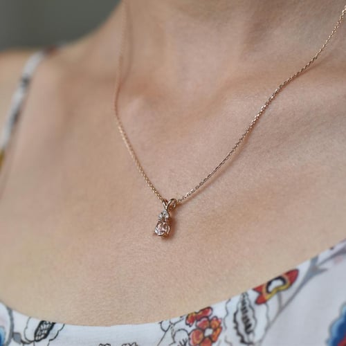 Zlatá sada šperků s pear morganity a diamanty Rainija