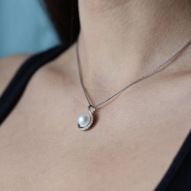 Náhrdelník s perlou 19485