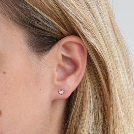 Srdcové náušnice s diamanty Janella