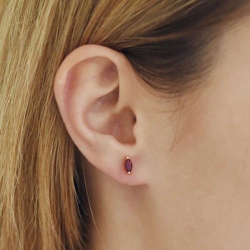 Minimalistické stříbrné náušnice s rubíny Andine