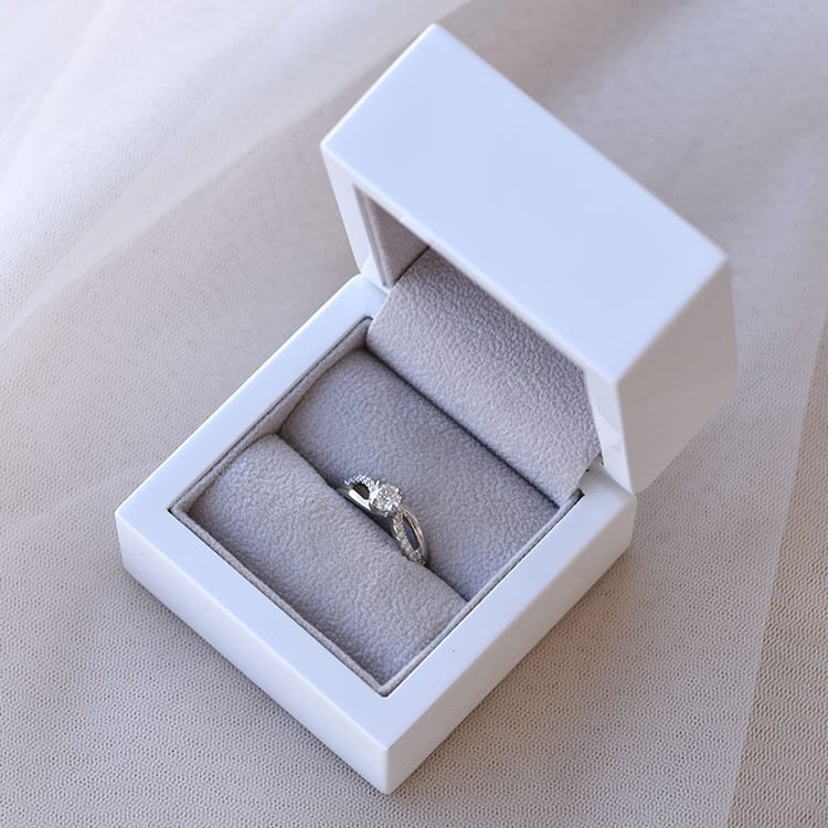 Zásnubní prsten s diamanty Wemy 116417