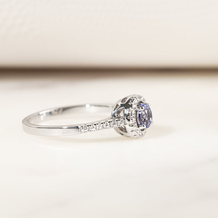 Tanzanitový stříbrný prsten se zirkony Eanna 135748