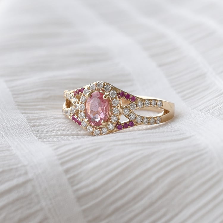 Romantický zásnubní prsten 72230