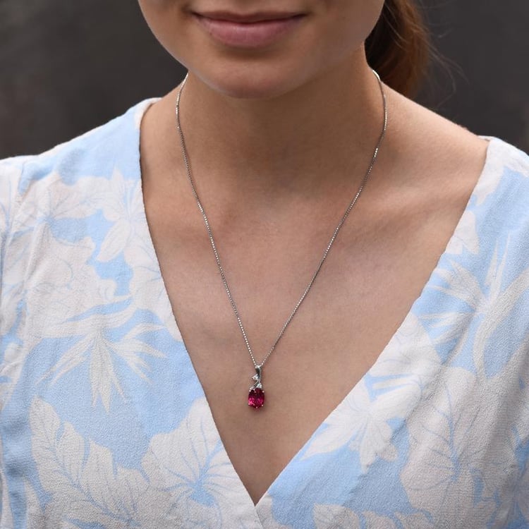 Přívěsek s rubínem a zirkony 46687