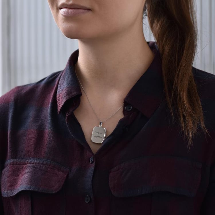 Zlatý přívěsek s gravírem 38929