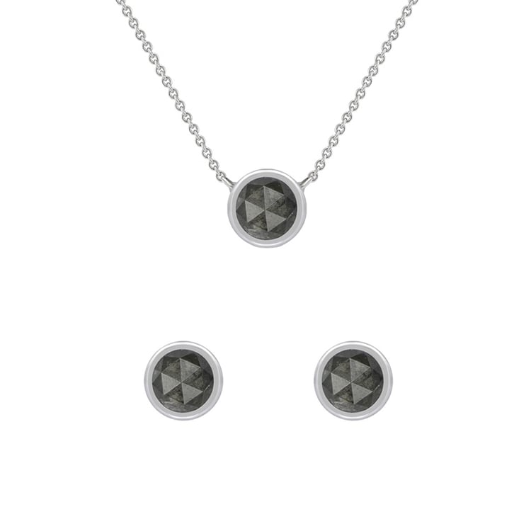 Zlatá kolekce šperků se salt'n'pepper