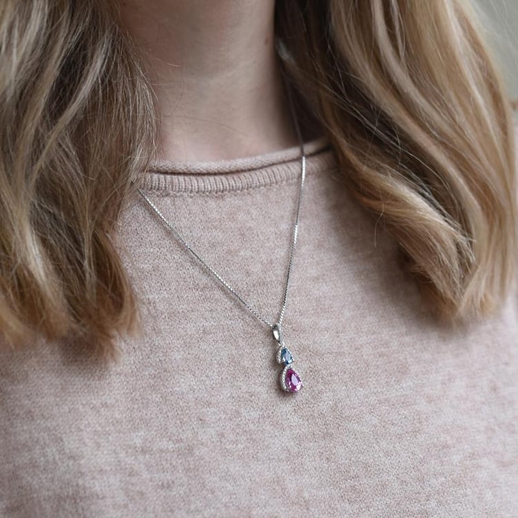 Stříbrný náhrdelník s topazem a safírem 50652