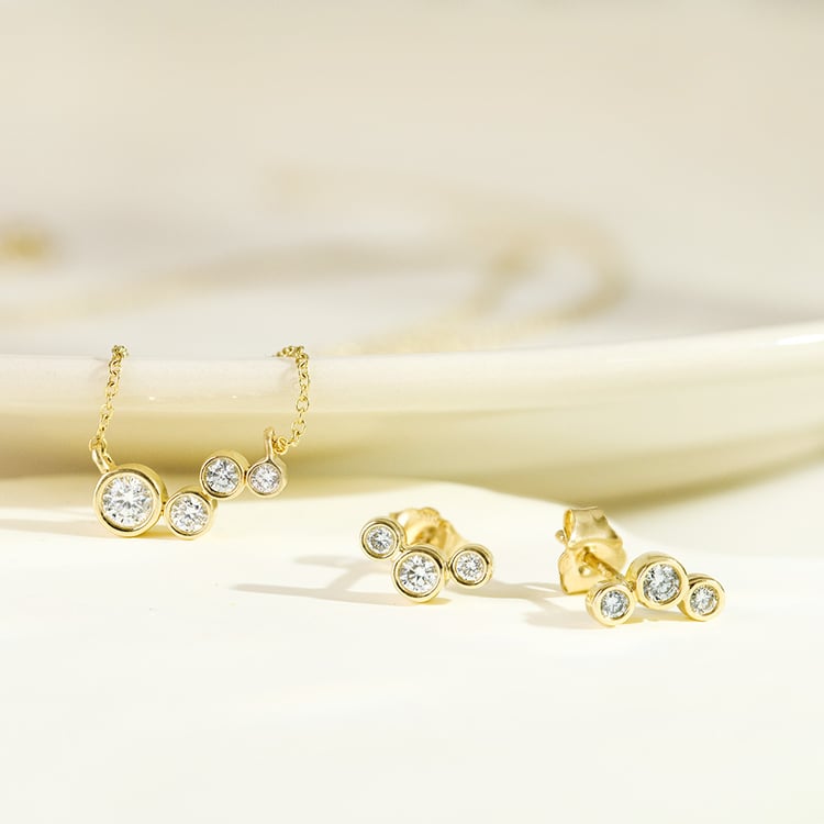 Moderní zlatý náhrdelník s diamanty Viola 161999