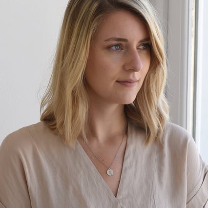 Stříbrný přívěsek se znamením a citrínem Blíženci