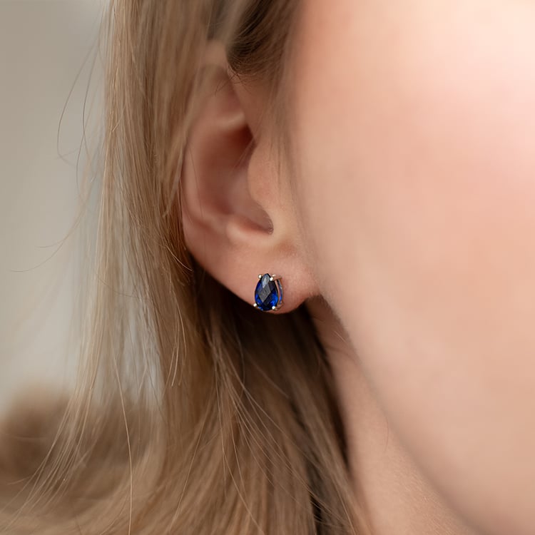 Safírové slzy ve zlatých naušnicích Reata 135664