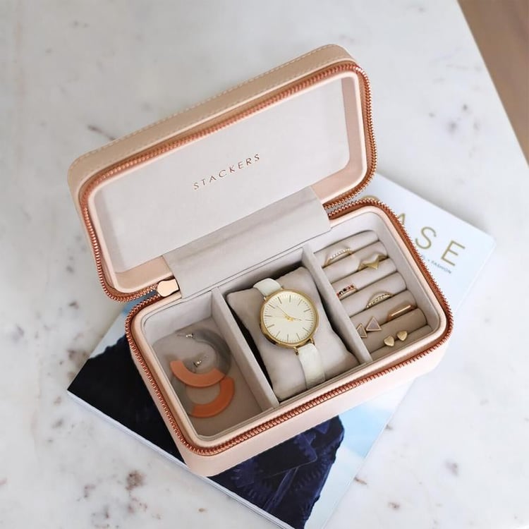 Cestovní pouzdro na hodinky a šperky ve světle růžové barvě 47242