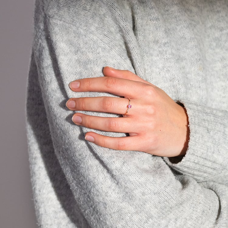 Zásnubní prsten s růžovým safírem a lab-grown diamanty Terry 150249