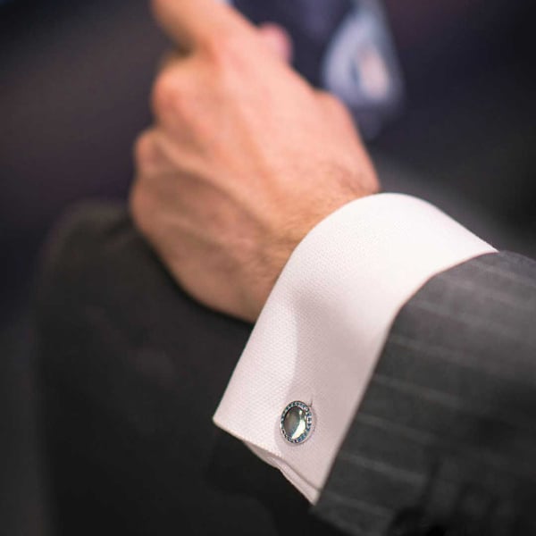 Stříbrné manžetové knoflíčky s modrými diamanty