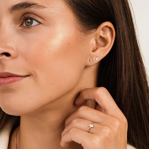 Minimalistický prsten ze stříbra s pear diamantem Valentin