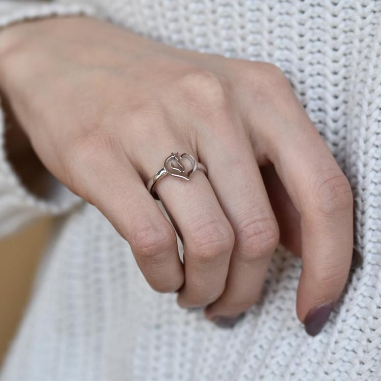 Stříbrný prsten srdce a kůň Ankaa 29662