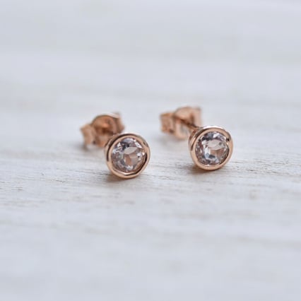 Bezel náušnice s morganity Wetty