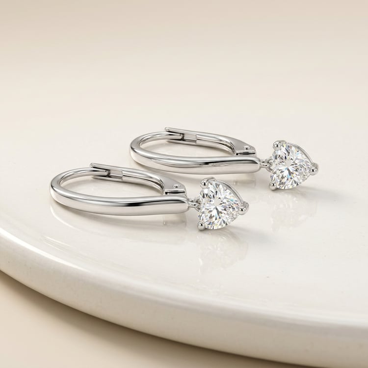 Stříbrné srdíčkové náušnice s 0.25ct lab-grown diamantem Lola 171420