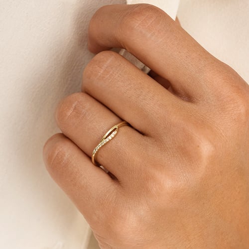 Atypický prsten ze zlata s lab-grown diamanty Terje