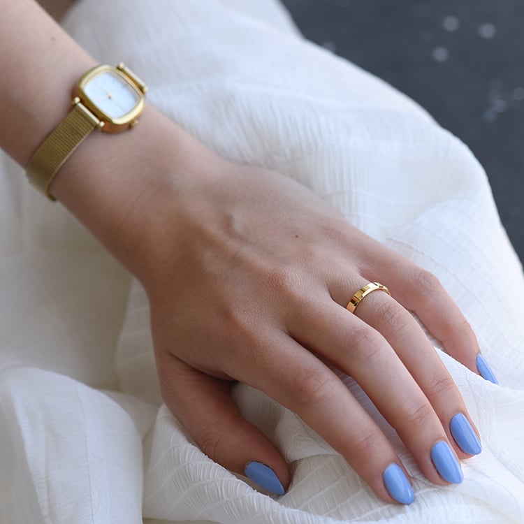 Zlatý snubní prsten se zkosenými hranami Varden 117491