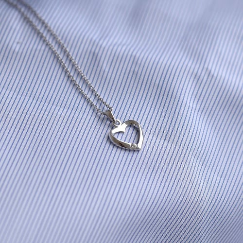 Sada zlatých šperků ve tvaru srdce s diamanty Monroe