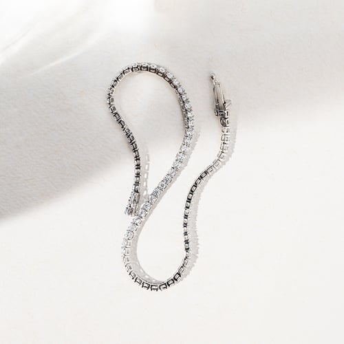 Zlatý tenisový náramek s lab-grown diamanty Betz
