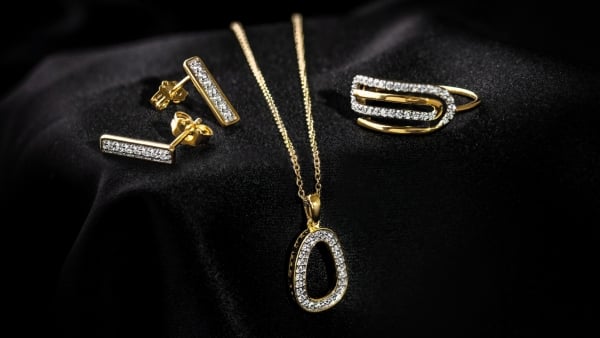 Luxusní šperky pro ženy i muže: Vánoční dárek, který potěší každého