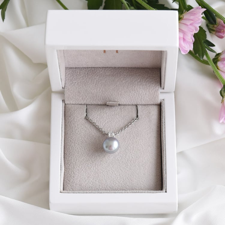 Náhrdelník s šedou perlou 83457