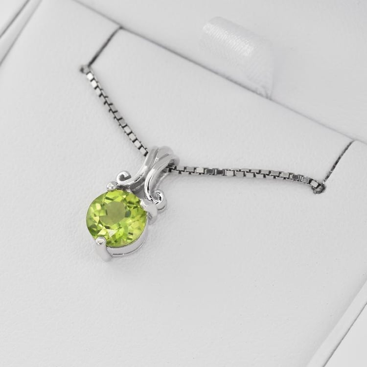 Stříbrný náhrdelník 26460