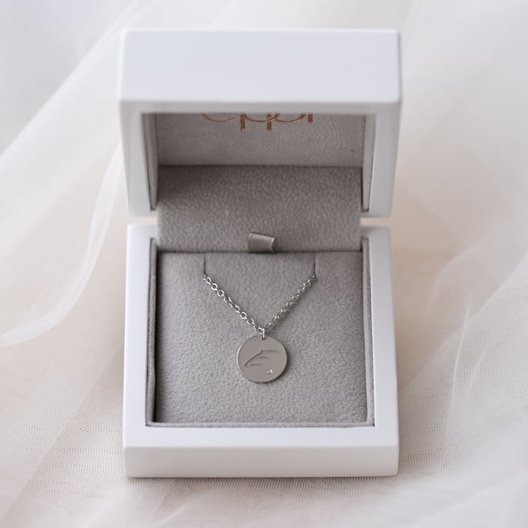 Stříbrný přívěsek s diamantem a gravírem 74569