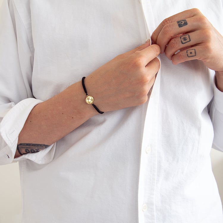 Šňůrkový náramek míč s gravírem dle vaší volby Football 125450