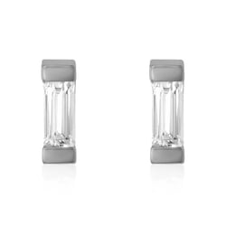 Náušnice s bílými baguette safíry Reilly