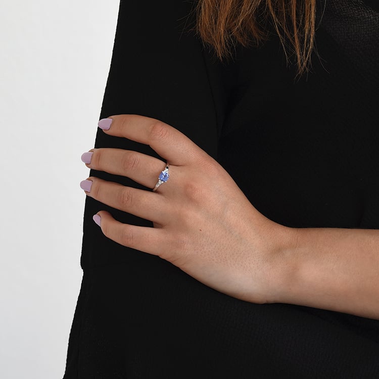 Zlatý prsten s tanzanitem a diamanty 63111