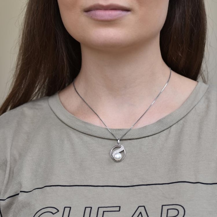 Kruhový stříbrný náhrdelník 30728