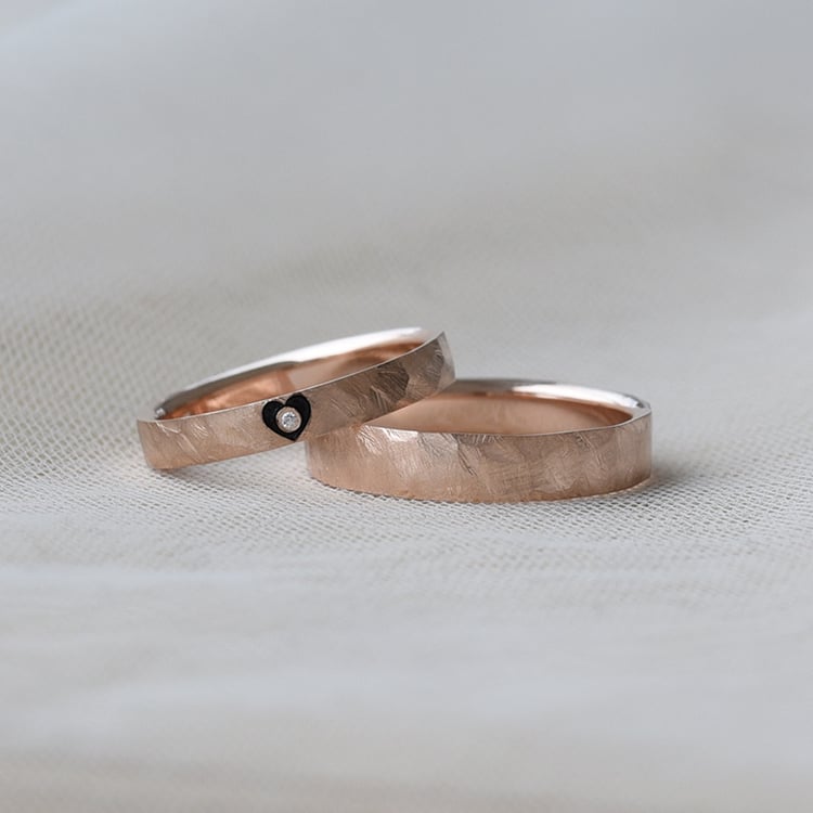 Zlaté snubní prsteny 69901