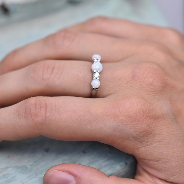 Prsten s opály a zirkony 21648