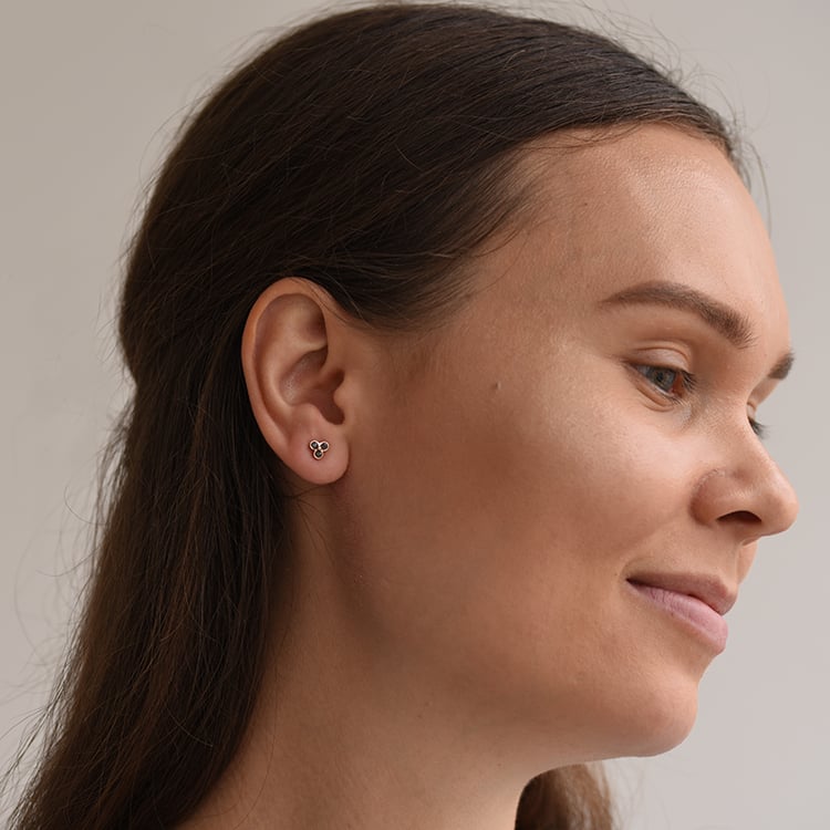 Zlaté náušnice s diamanty 63692