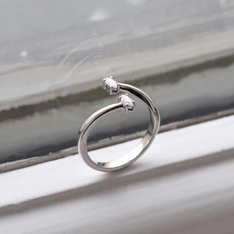 Prsten s diamanty 84405