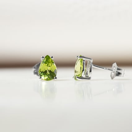 Olivínové slzy ve zlatých náušnicích Reata